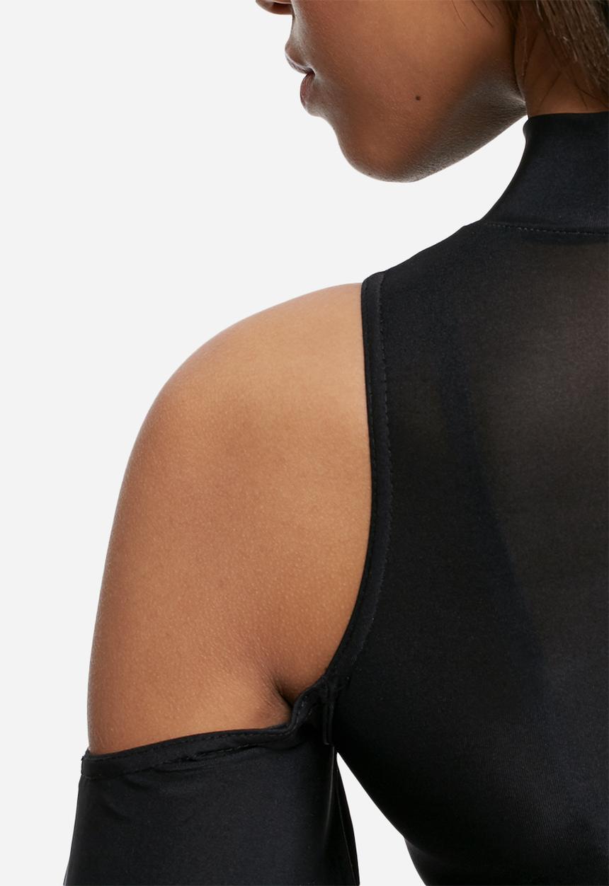 Missguided - Sheer cold shoulder short sleeved bodysuit