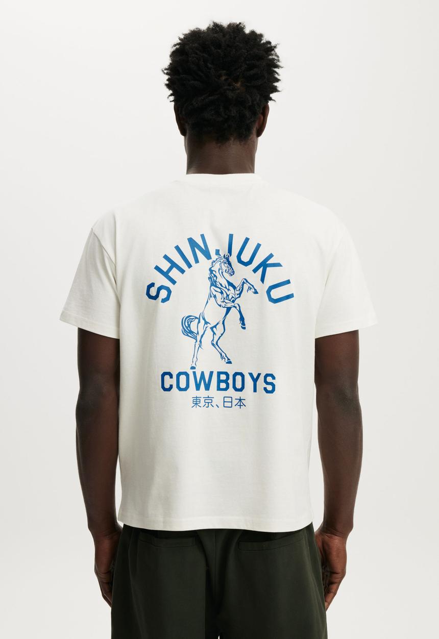 Cotton On - Fitted Graphic T-Shirt-Vintage White / Shinjuku