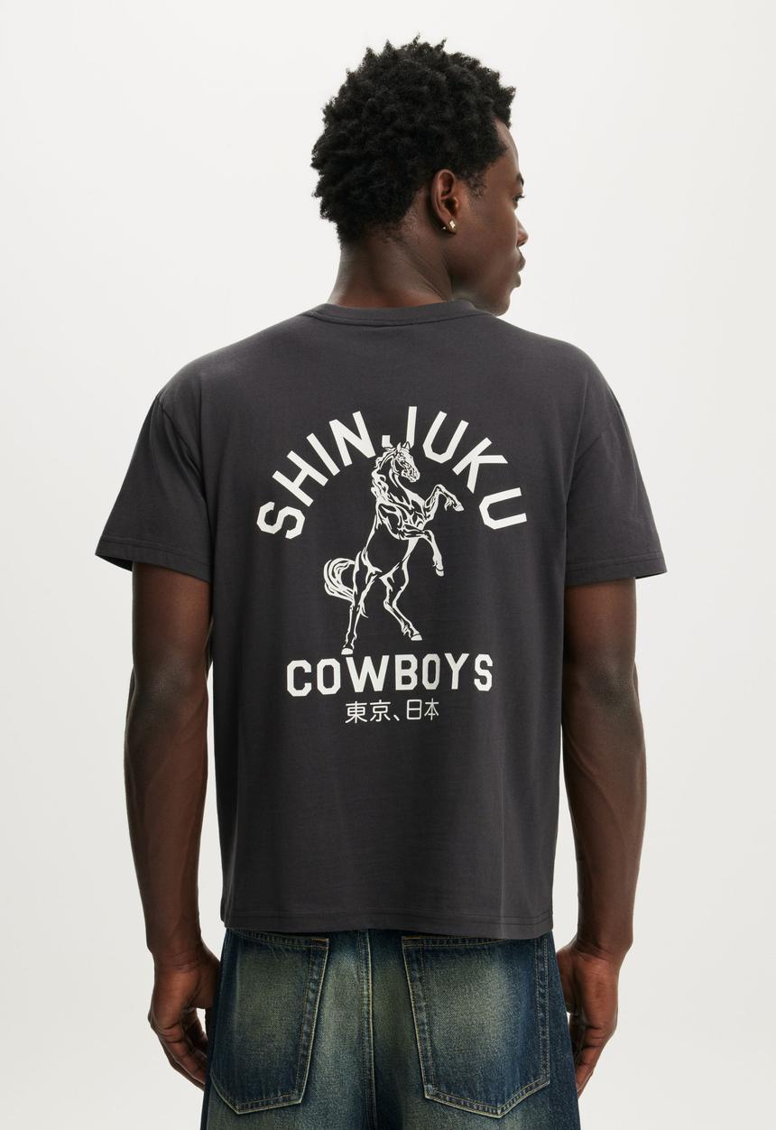 Cotton On - Fitted Graphic T-Shirt-Washed Black / Shinjuku