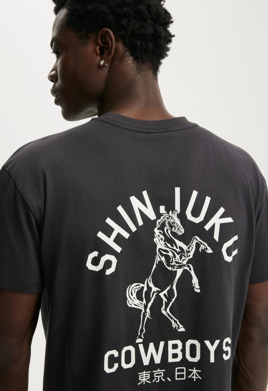 Cotton On - Fitted Graphic T-Shirt-Washed Black / Shinjuku