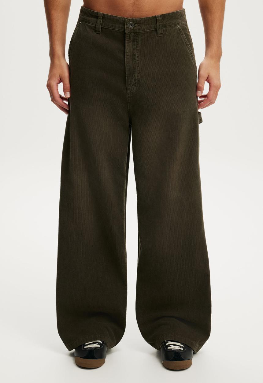 Cotton On - Super Baggy Worker Pant - Military Cord