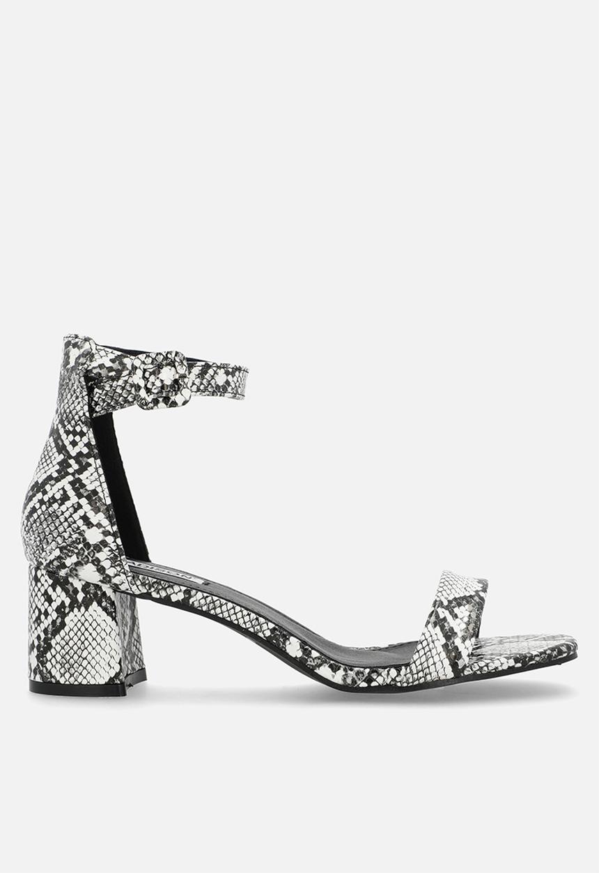 Madison® - Amira 4 open toe ankle strap - black white