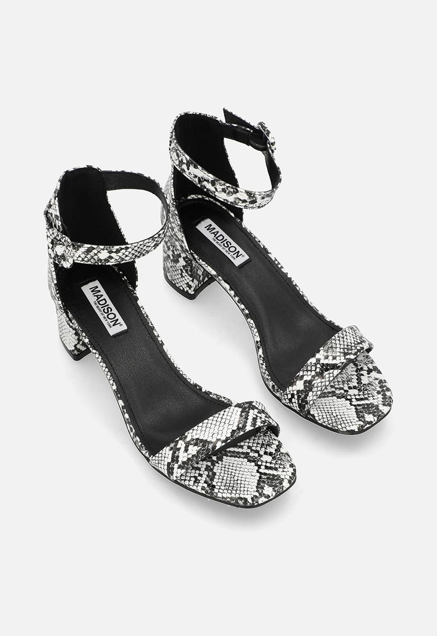 Madison® - Amira 4 open toe ankle strap - black white