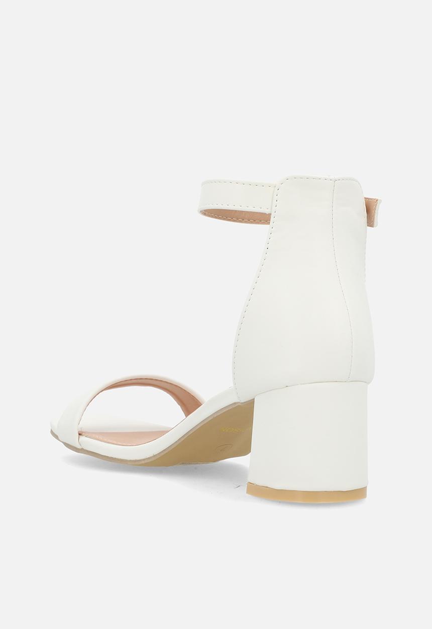 Madison® - Amira 4 open toe ankle strap - white