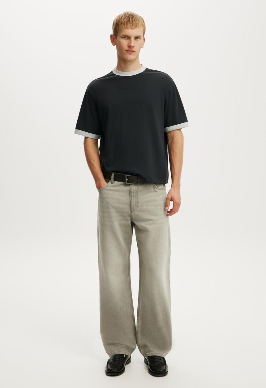 Cotton On - Cropped Fit T-shirt - Washed Black/Grey Marle Ringer
