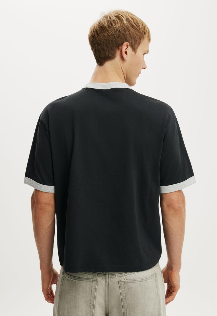 Cotton On - Cropped Fit T-shirt - Washed Black/Grey Marle Ringer