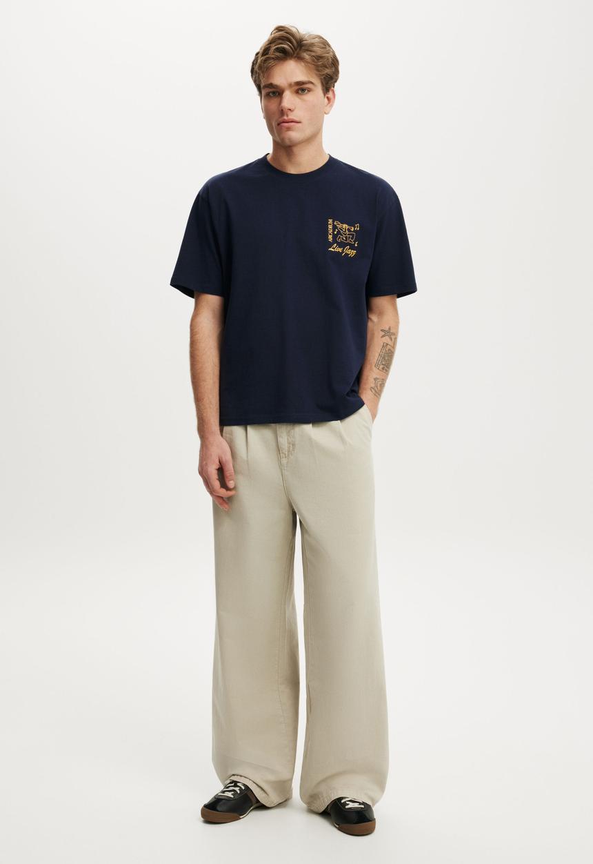 Cotton On - Everyday Fit Graphic T-shirt - Vintage Navy/Live Jazz