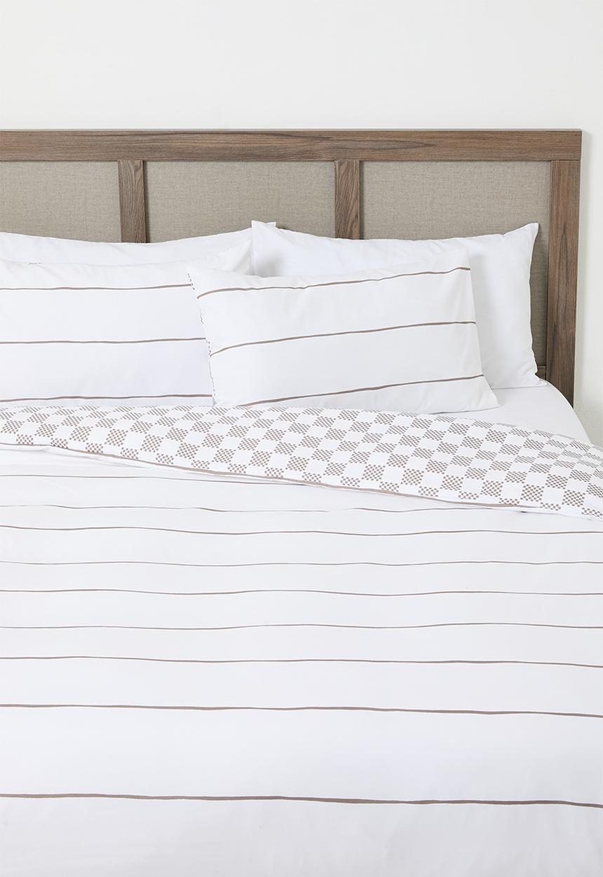 Sixth Floor - Distressed Check Super Soft Duvet Set - Neutral