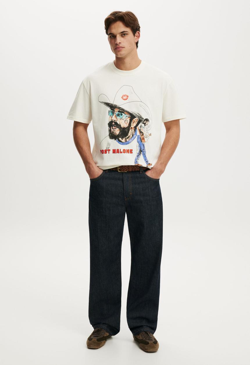 Cotton On - Everyday Fit Music T-Shirt-Lcn Bra Cloud / Post Malone - Sketch