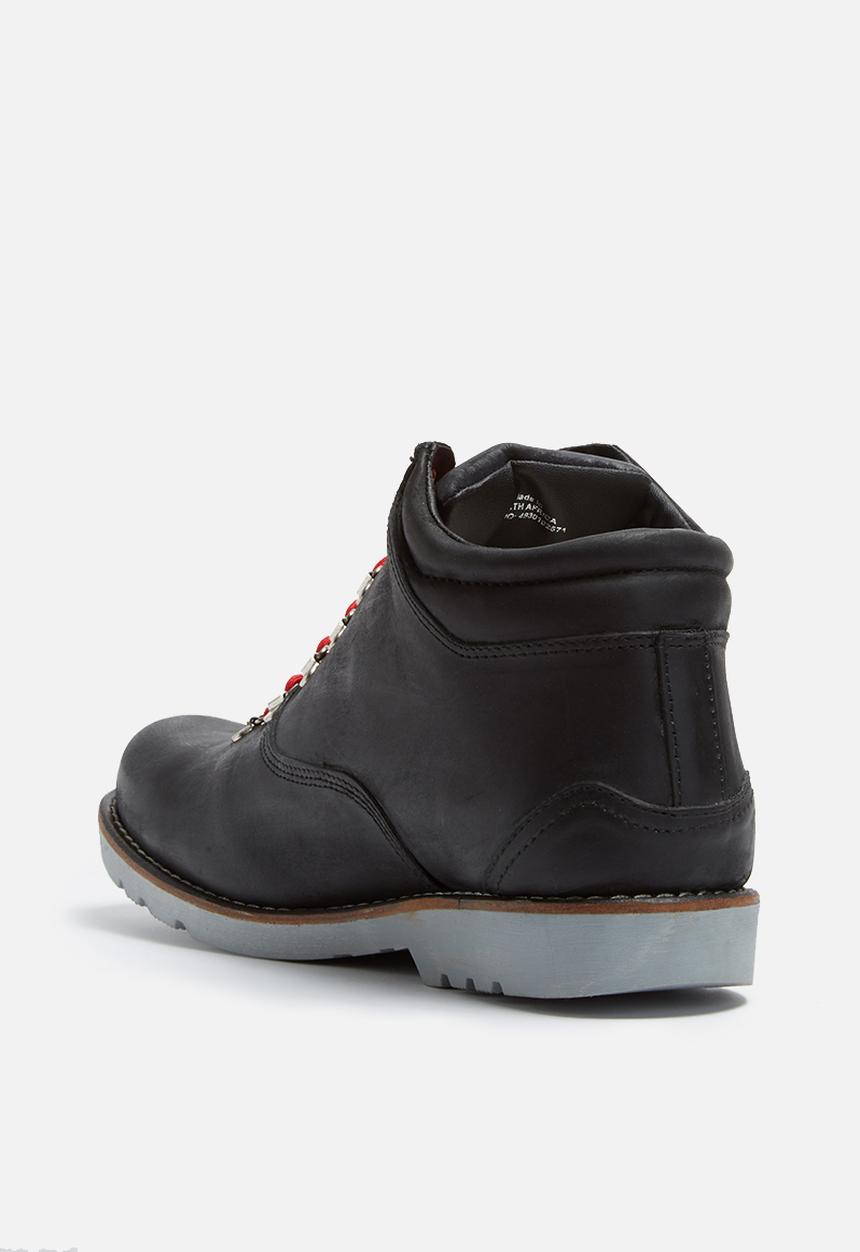 basicthread - Tinashe leather boot