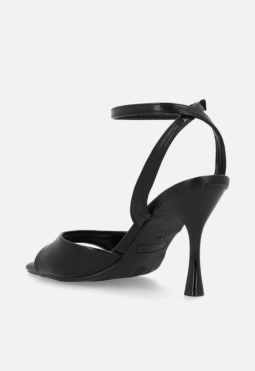 Madison® - Gretta open toe ankle strap - black