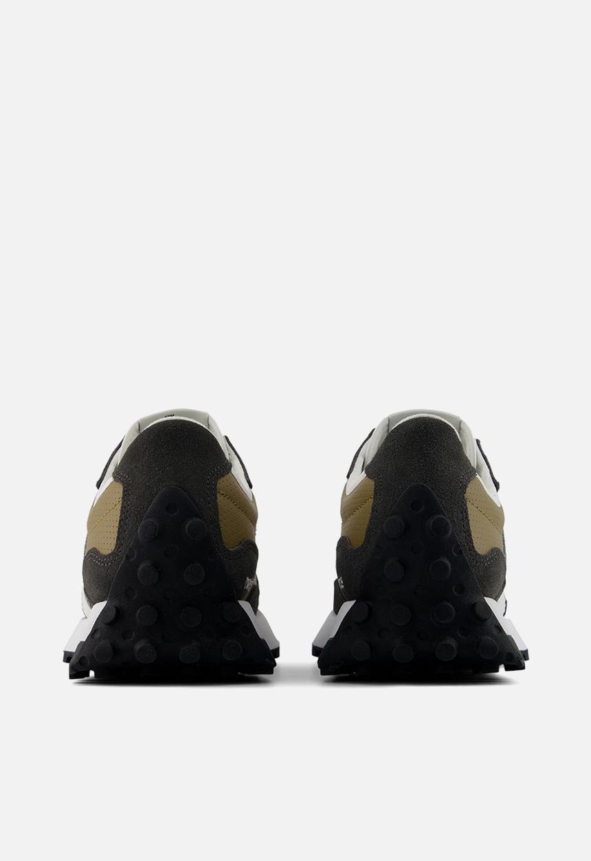 New Balance  - 327