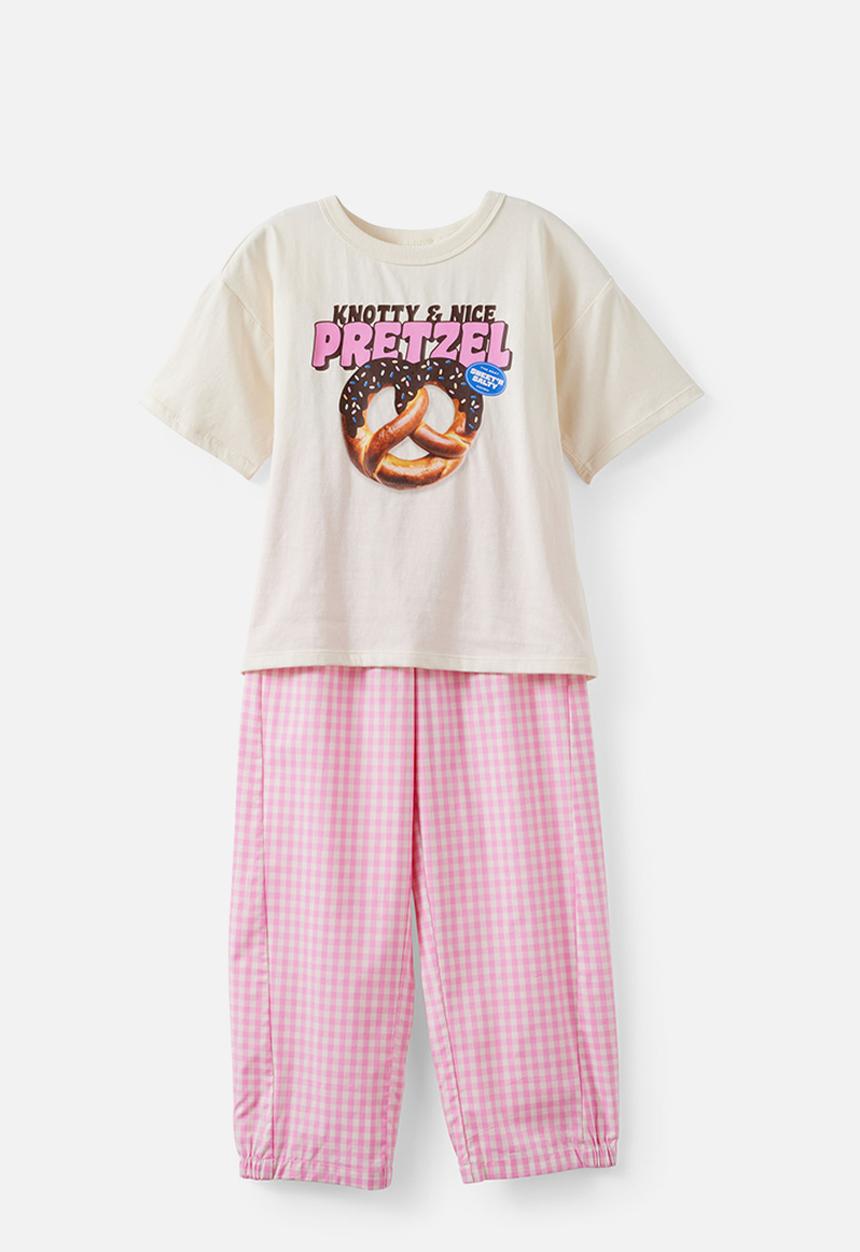 Cotton On - Sleep Tee & Poplin Pant Pj Set - Dark Vanilla/Strawberry Milk Gingham