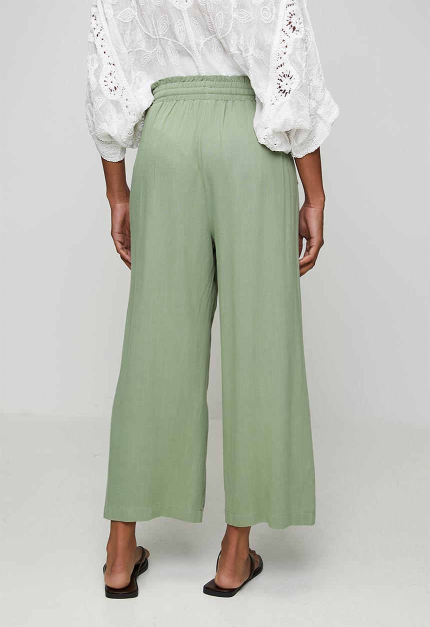 Izabel London - 3/4 Length Drawcord Straight Leg Pant - Sage