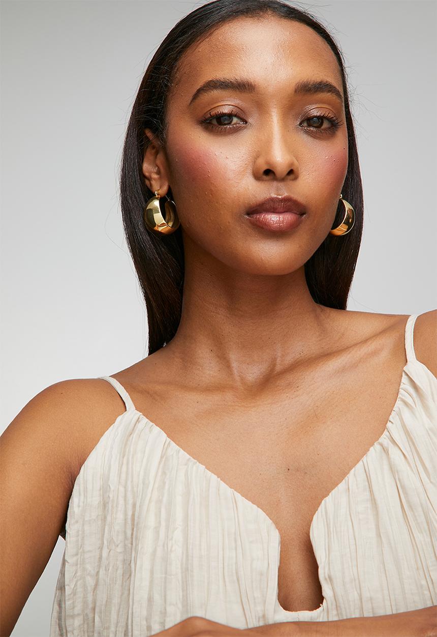Tessa Design - Posy Wide Hoop Earrings - Gold
