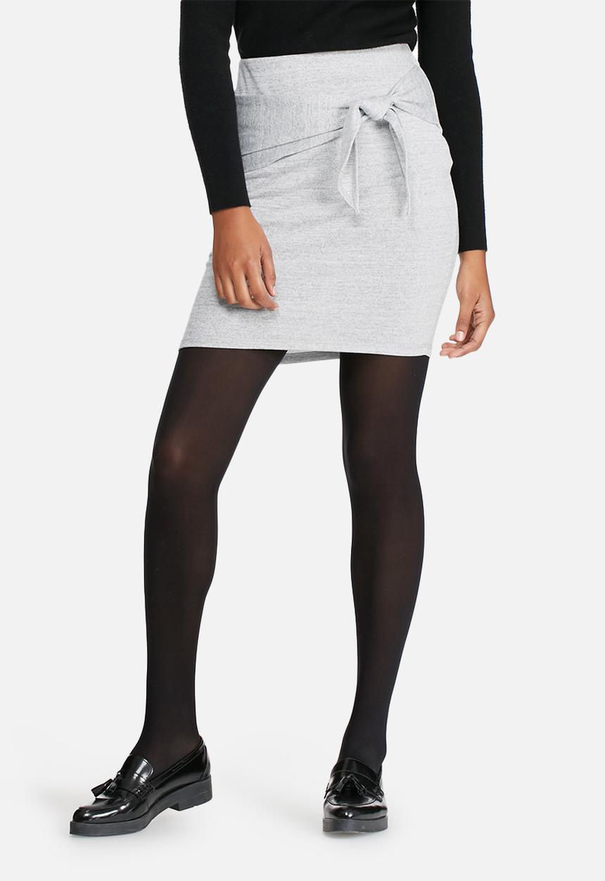 Vero Moda - Sachi tie skirt
