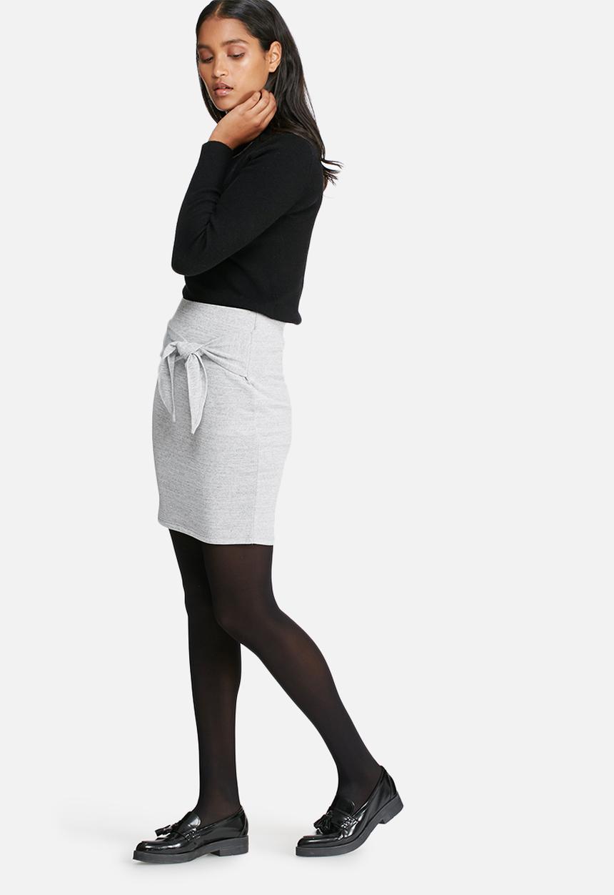 Vero Moda - Sachi tie skirt
