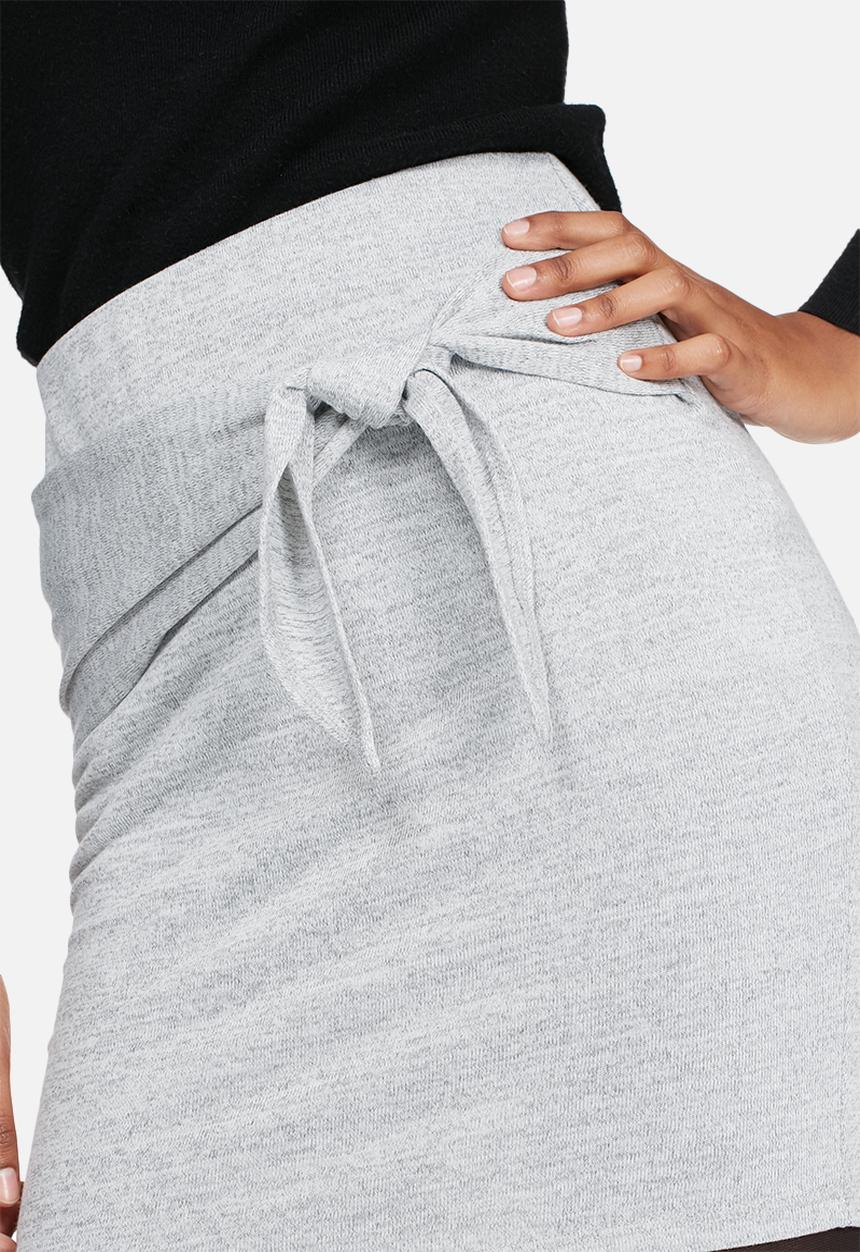 Vero Moda - Sachi tie skirt