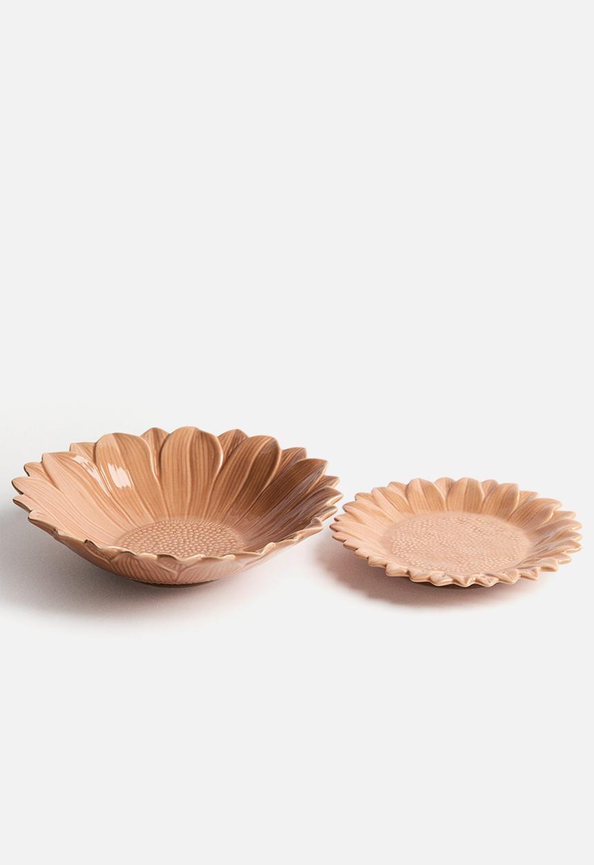 H&M - Sunflower-shaped mid plate - orange