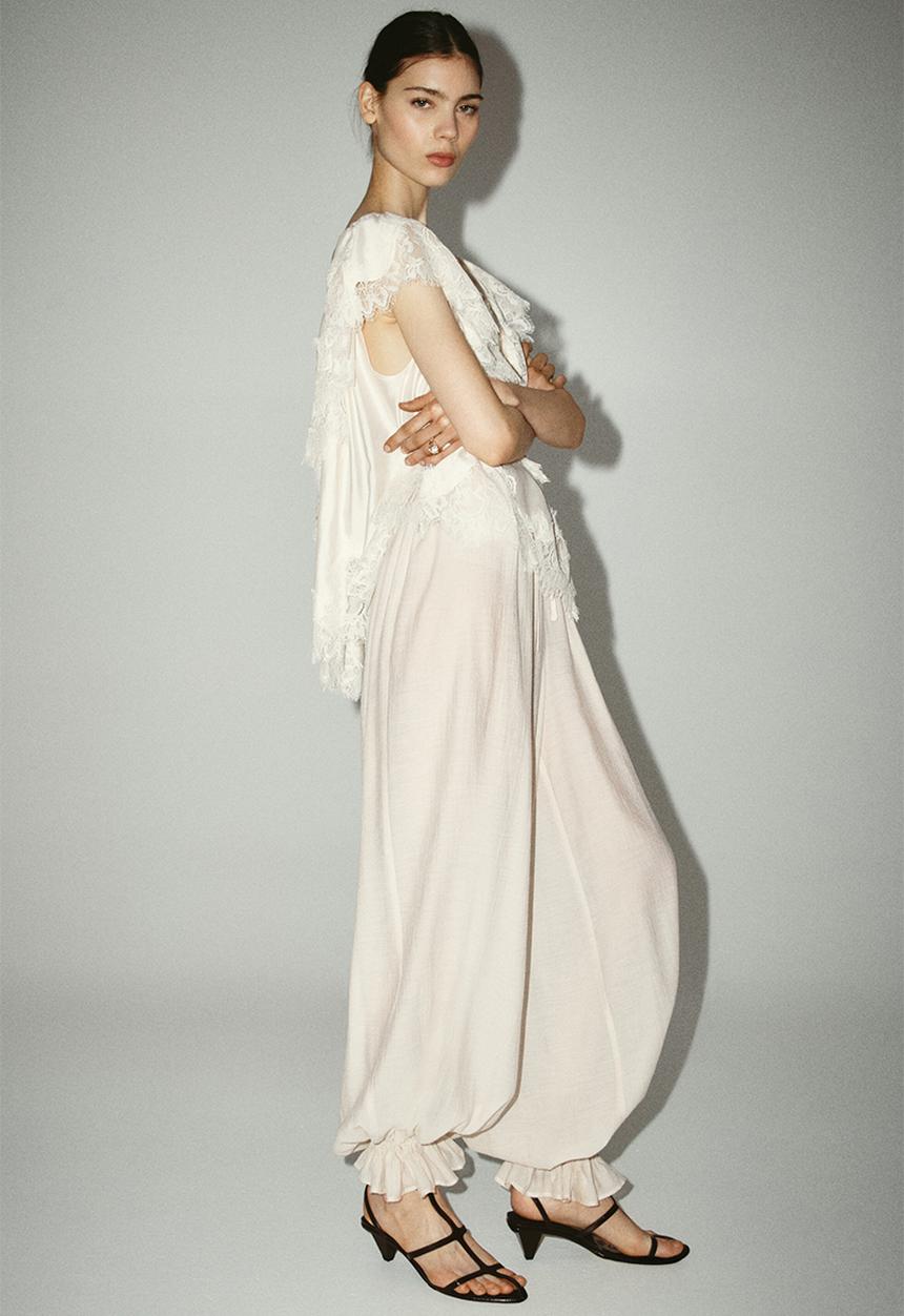 H&M - Lace-trimmed blouse - cream