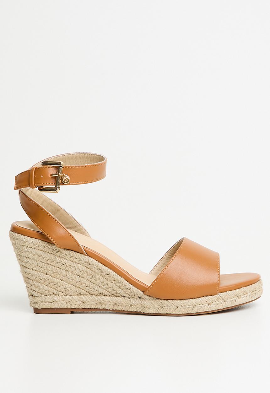Miss Black - Jojo 8 classic wedge - tan