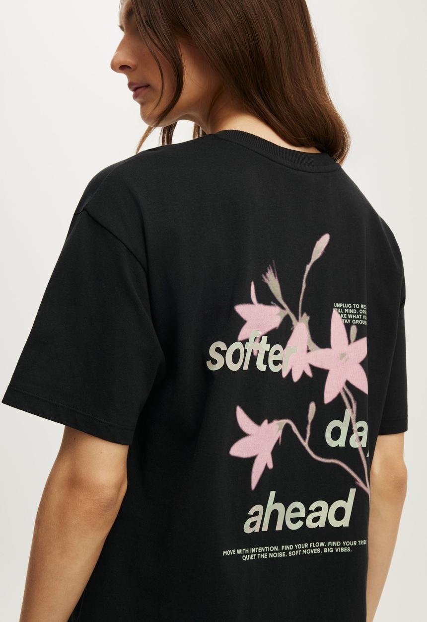 Cotton On - Active Graphic Tee - Black/Cuteility
