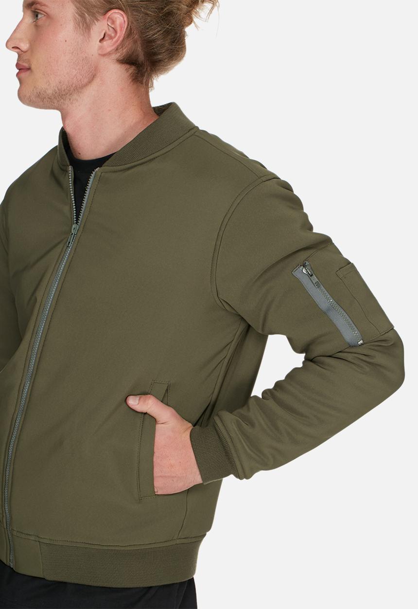 basicthread - Padded bomber