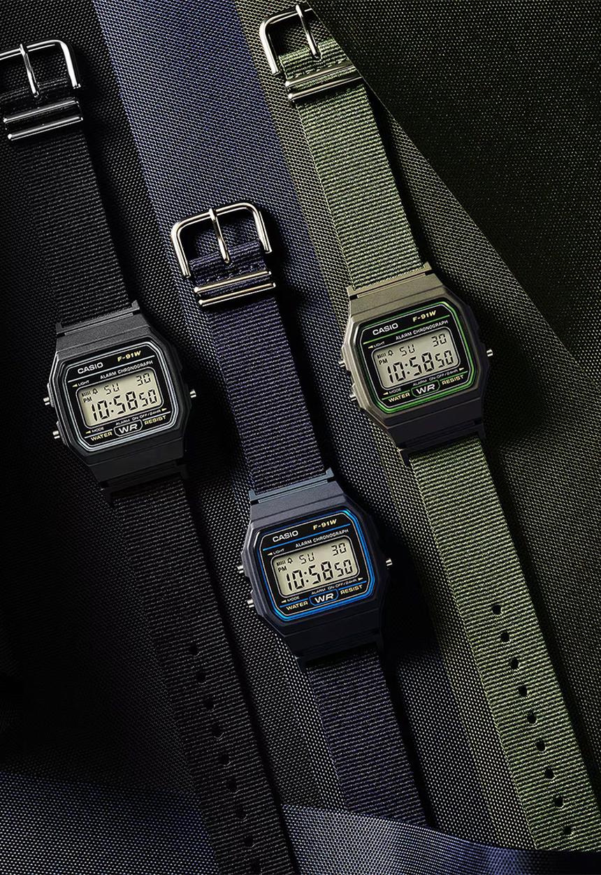 Casio - Standard Dig Square - Black