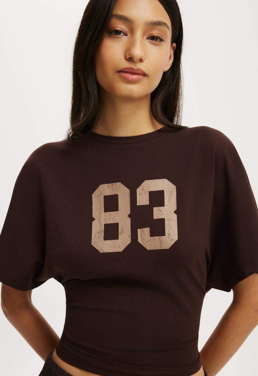 Cotton On - Graphic Batwing Short Sleeve Tee - 83/ Dark Oak