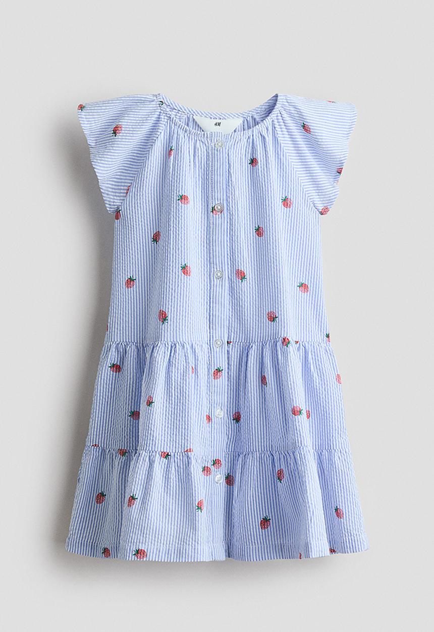 H&M - Tiered seersucker dress - light blue/strawberries