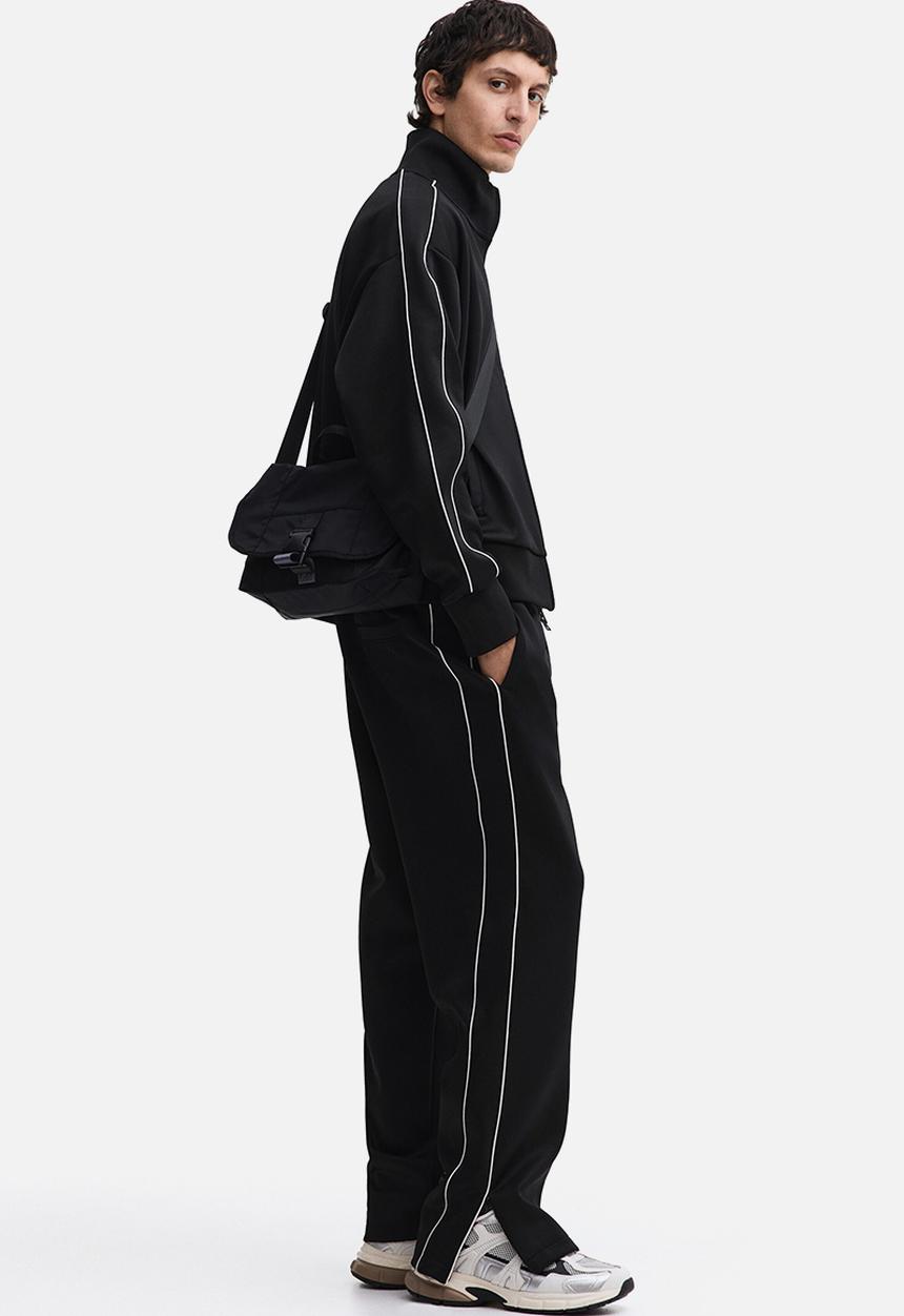H&M - Relaxed fit joggers - black