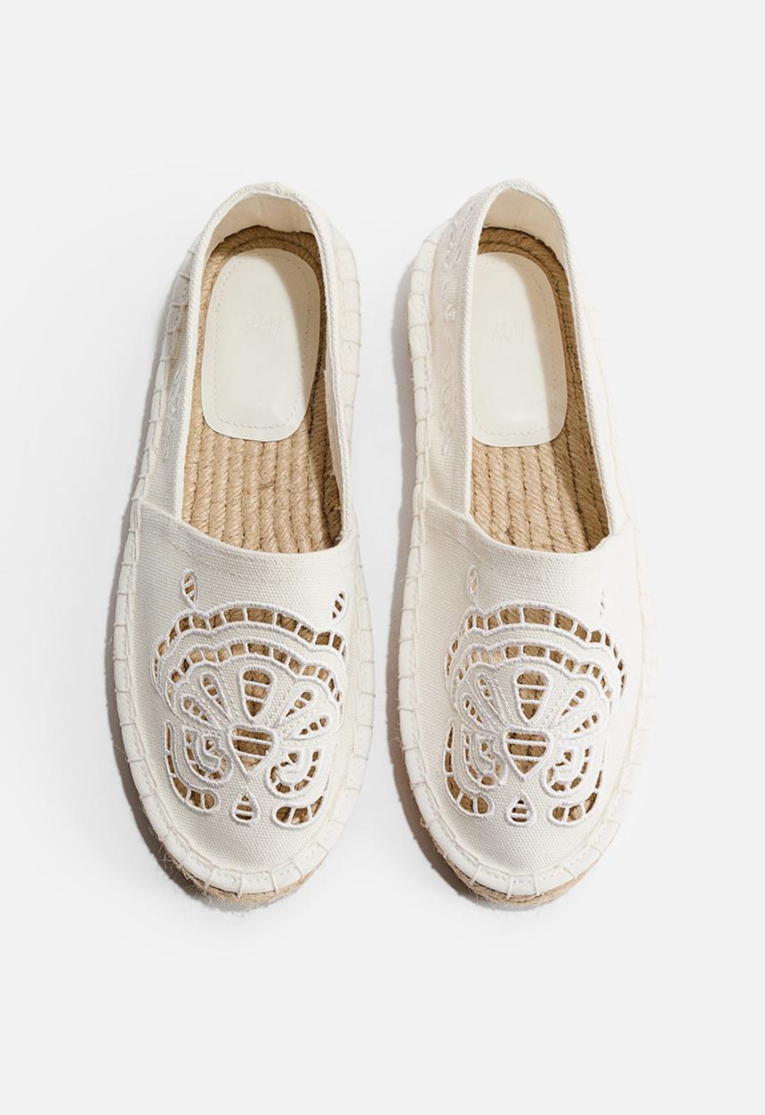 H&M - Broderie anglaise espadrilles - white