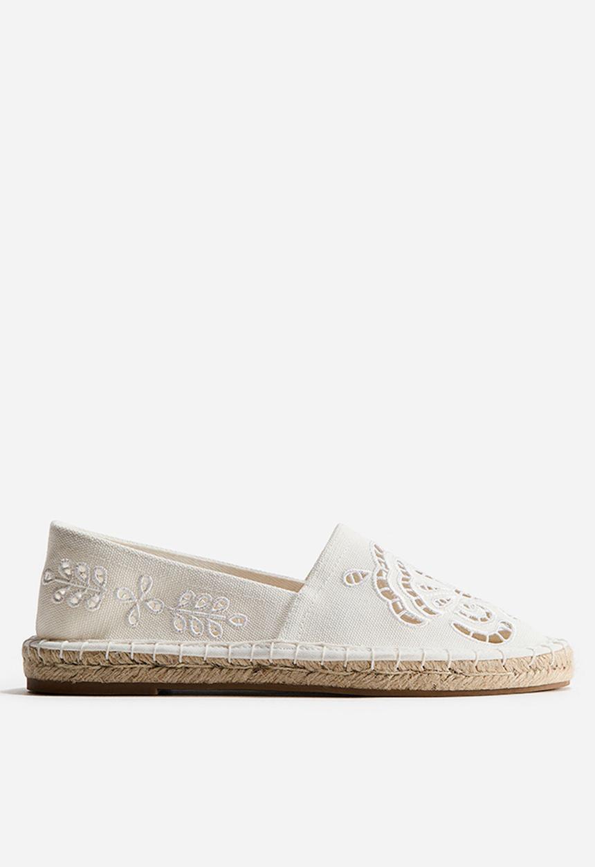 H&M - Broderie anglaise espadrilles - white