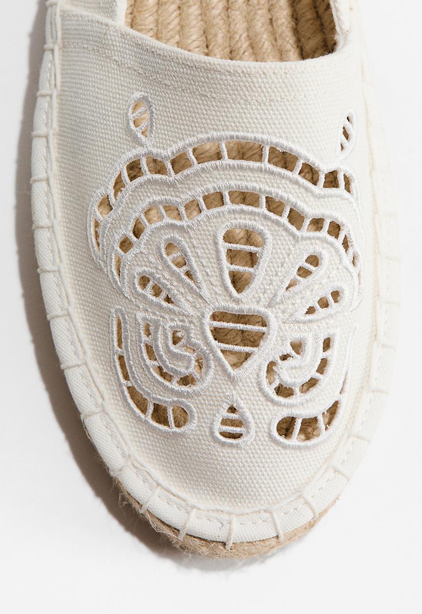 H&M - Broderie anglaise espadrilles - white