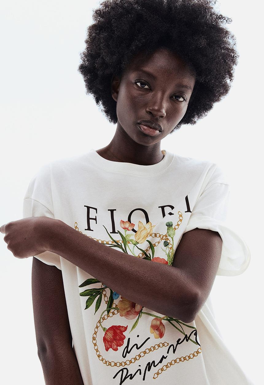 H&M - Oversized t-shirt - white/fiori