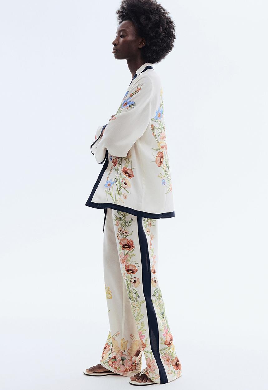 H&M - Printed lyocell resort shirt - cream/floral