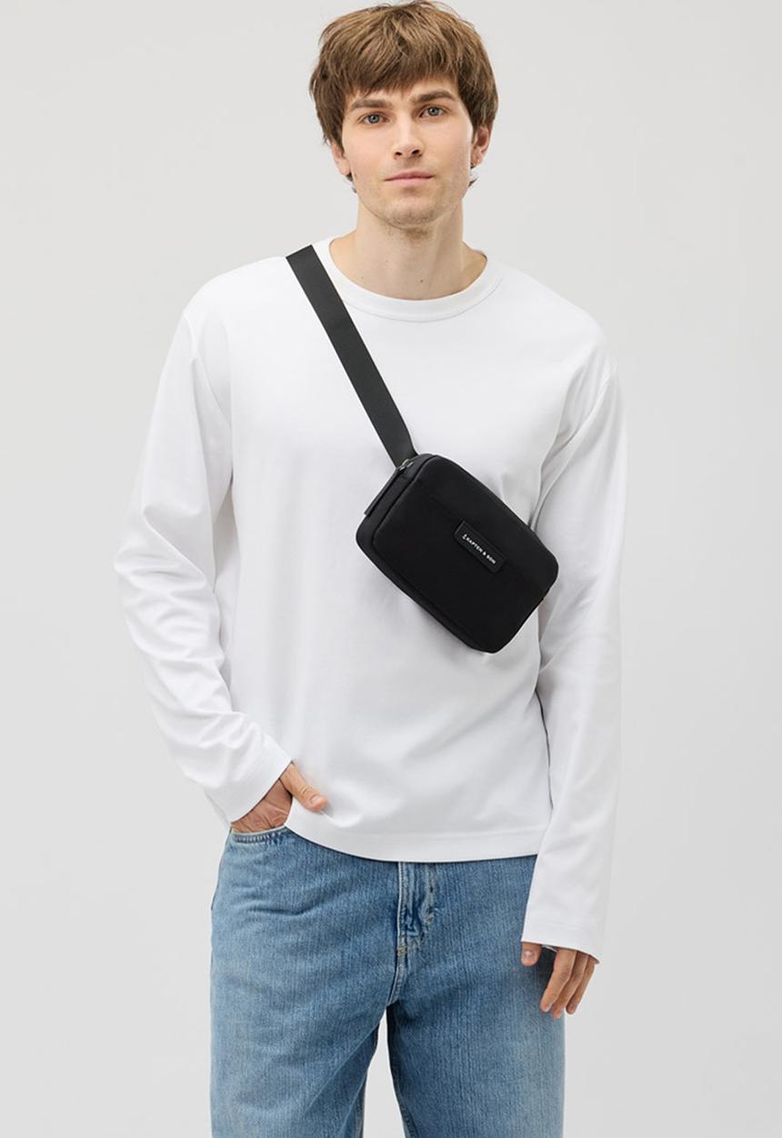 Kapten & Son - Bergen Crossbody - All Black