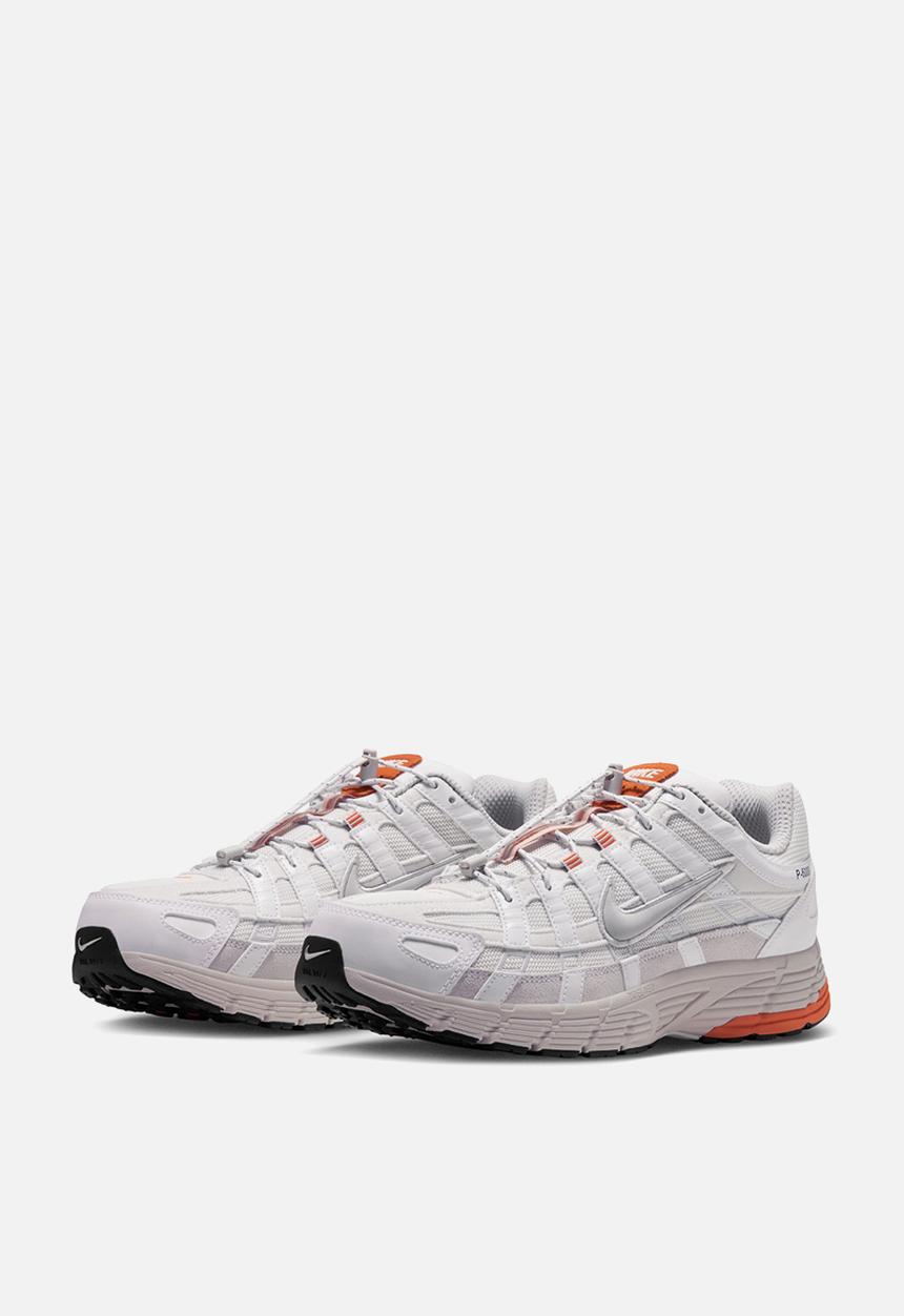 Nike - NIKE P-6000 SE TECH SL