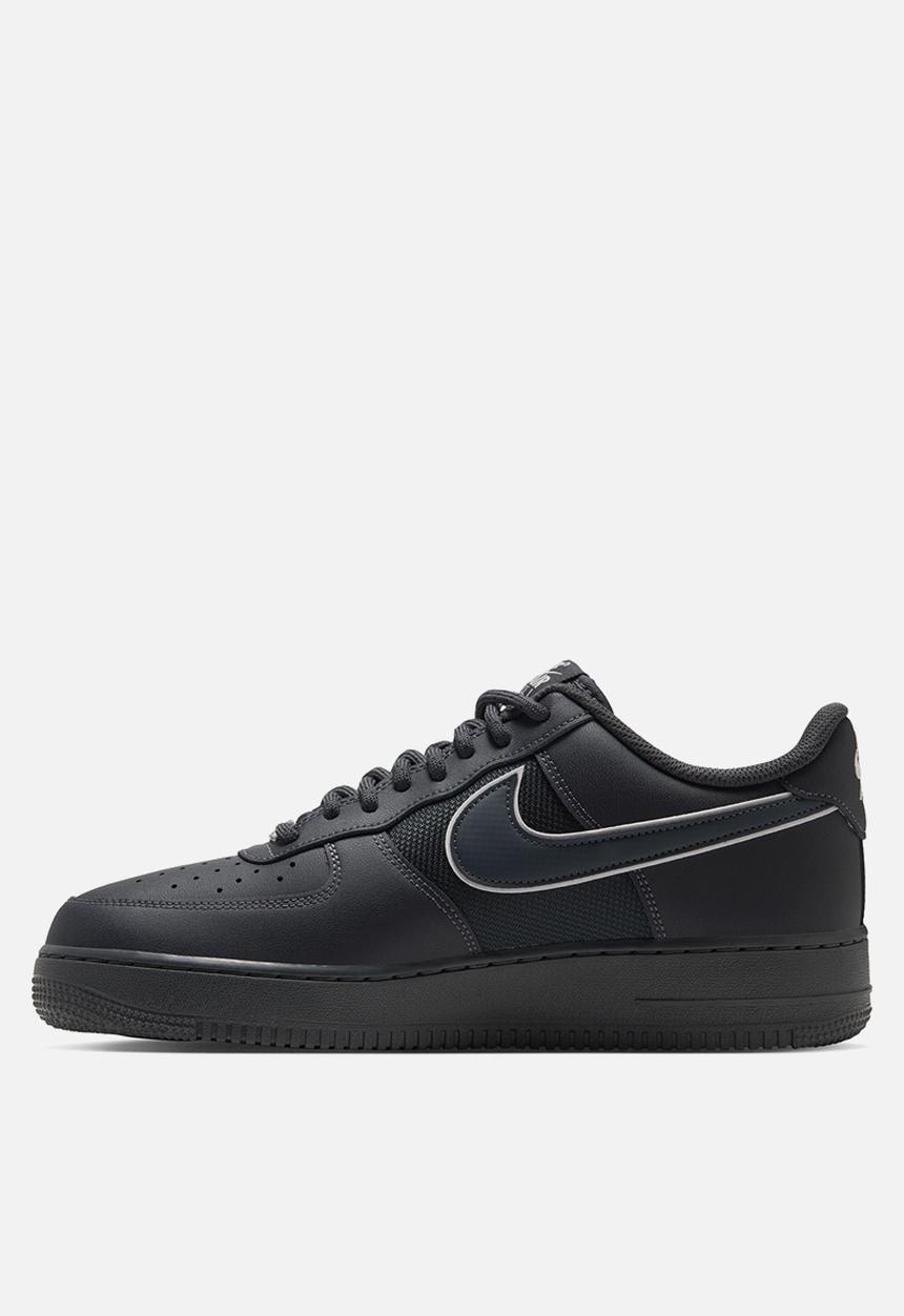 Nike - AIR FORCE 1 '07 LOW LV8 TECH