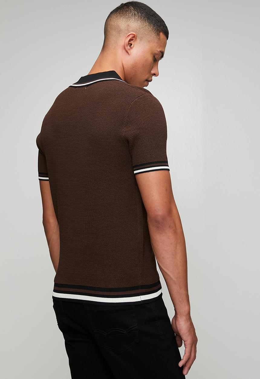 Jonathan D - Theo Knitwear - Choc