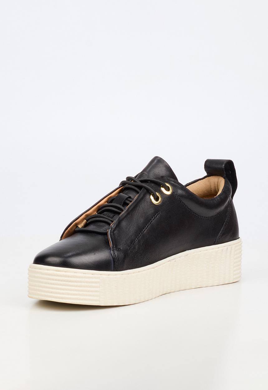 Nicci Tyler - Milana 1 Leather Sneaker - Black
