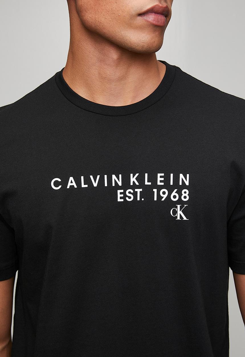 Calvin Klein - Oversized Monogram Logo T-Shirt - Black