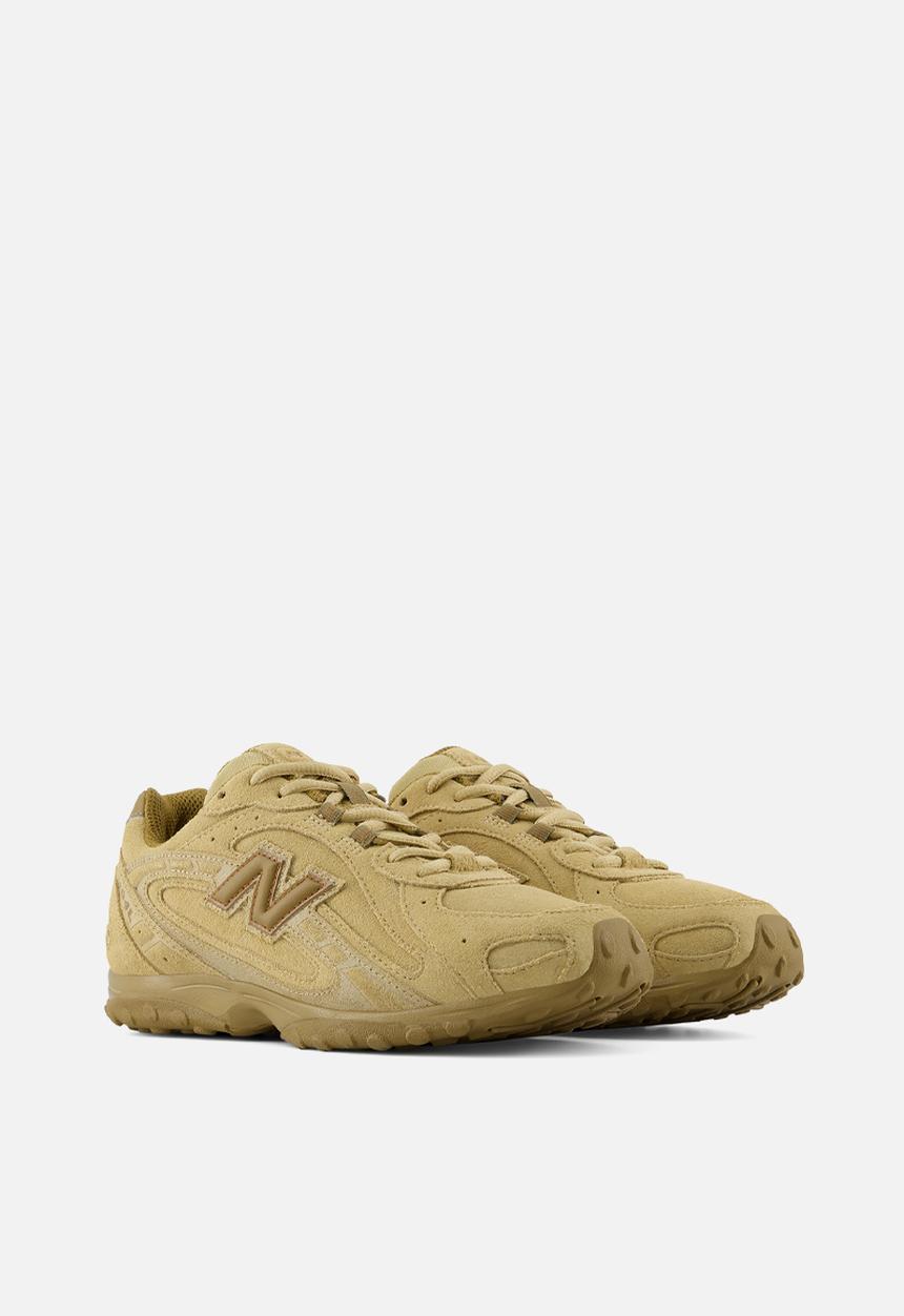 New Balance  - 204L