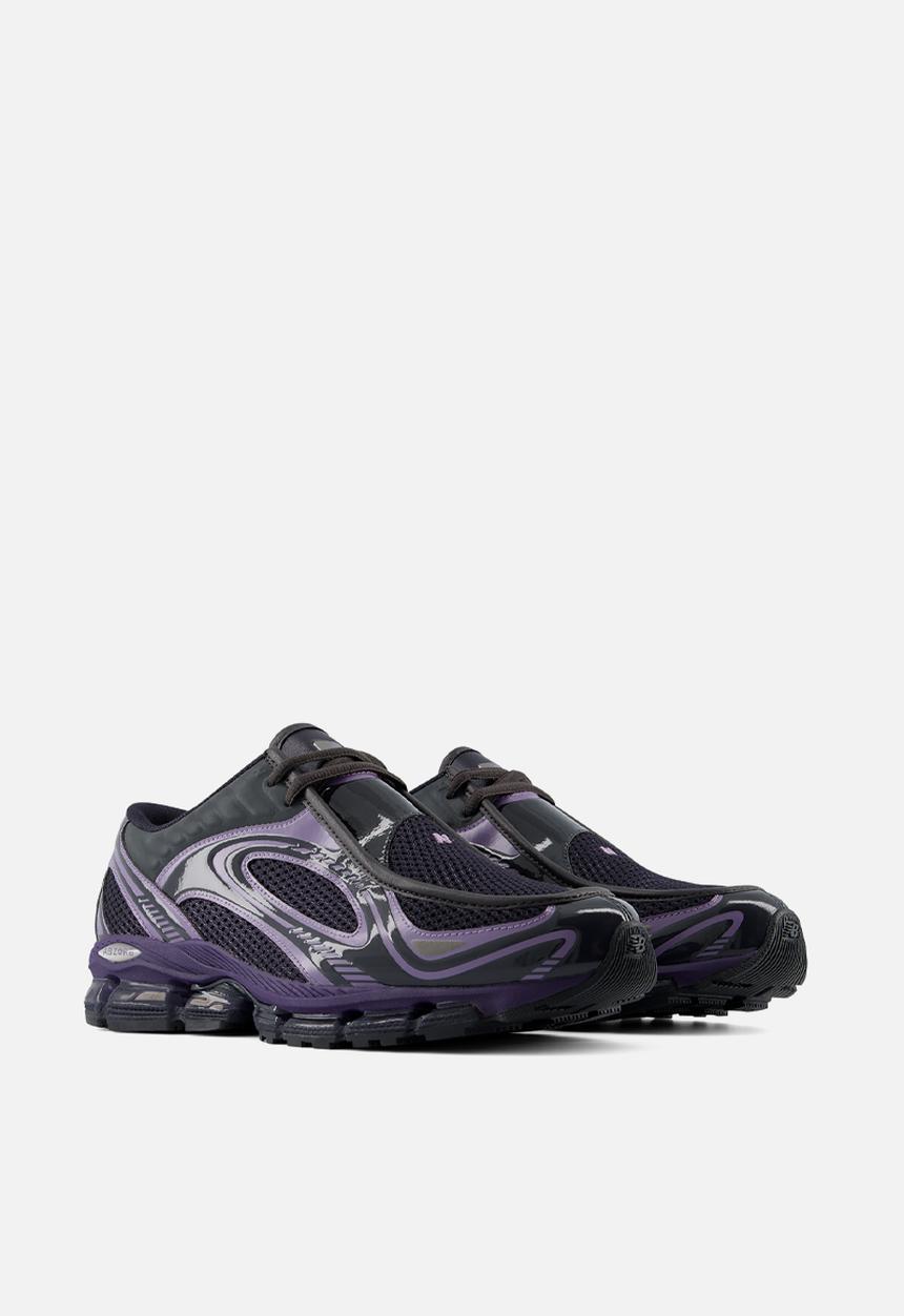 New Balance  - U18905JK