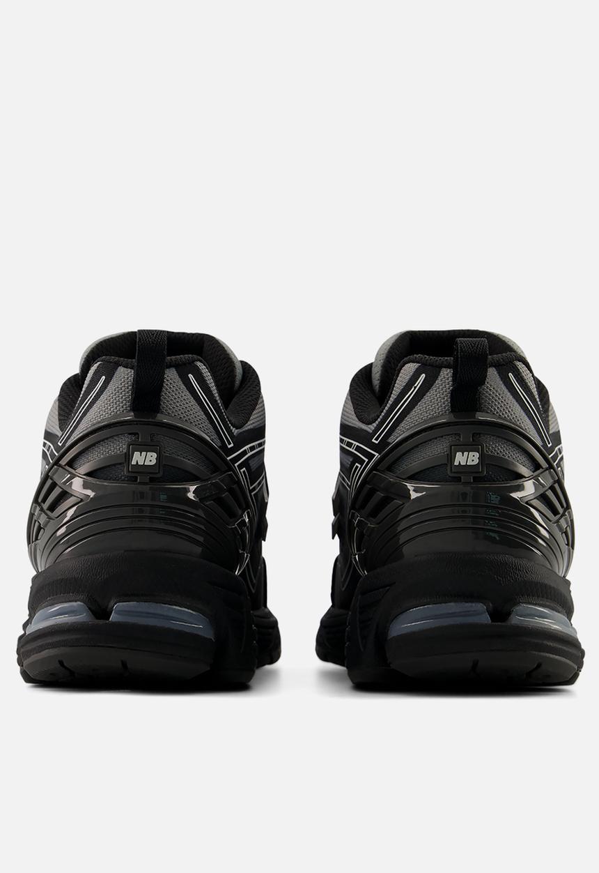 New Balance  - U19069BR