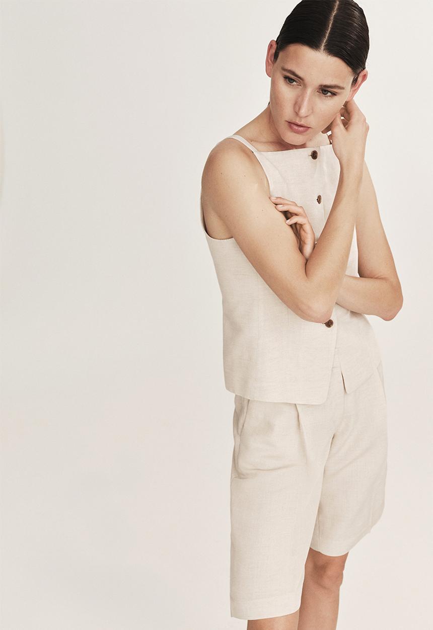H&M - Bermuda shorts - light beige