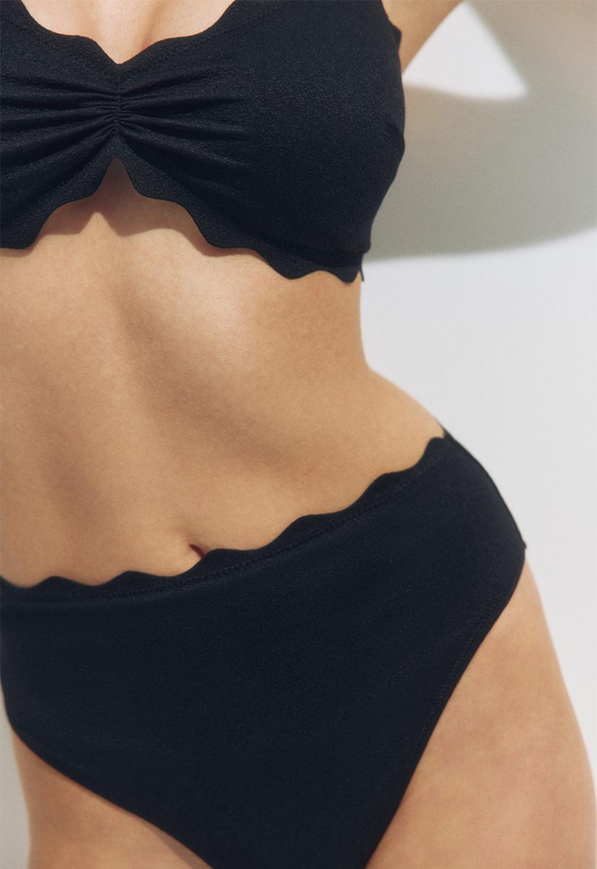 H&M - Cheeky high waist bikini bottoms - black