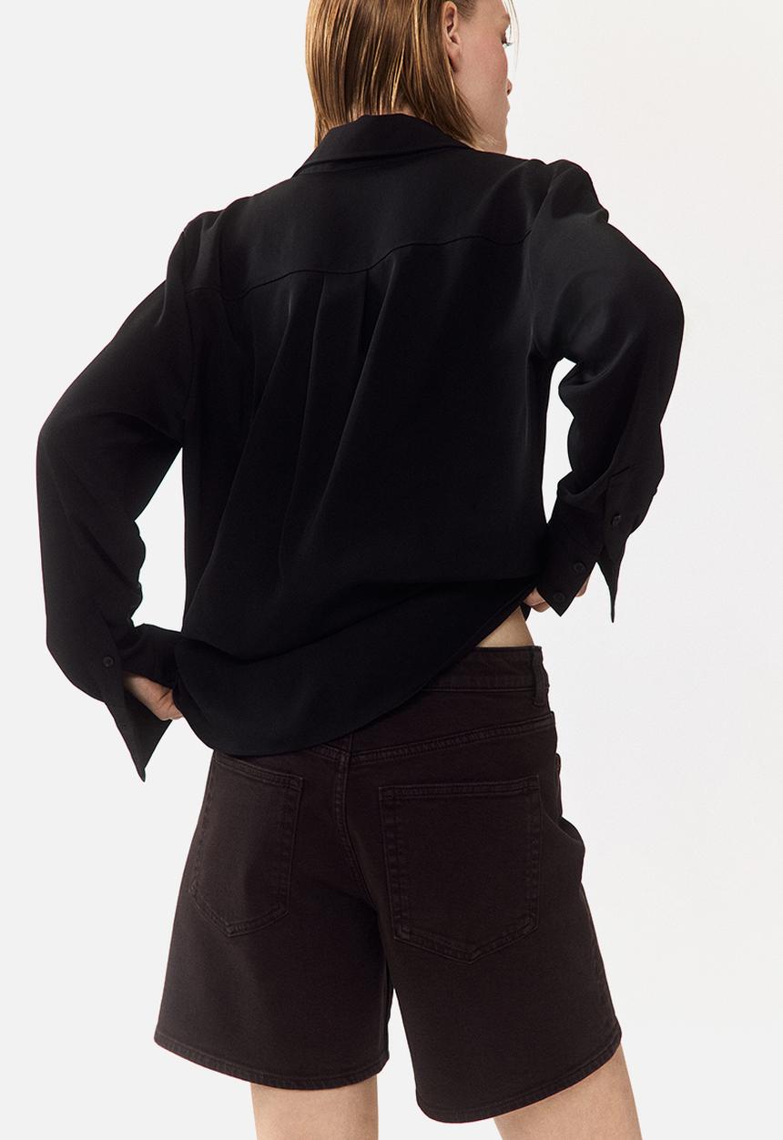 H&M - High-waisted denim shorts - dark brown
