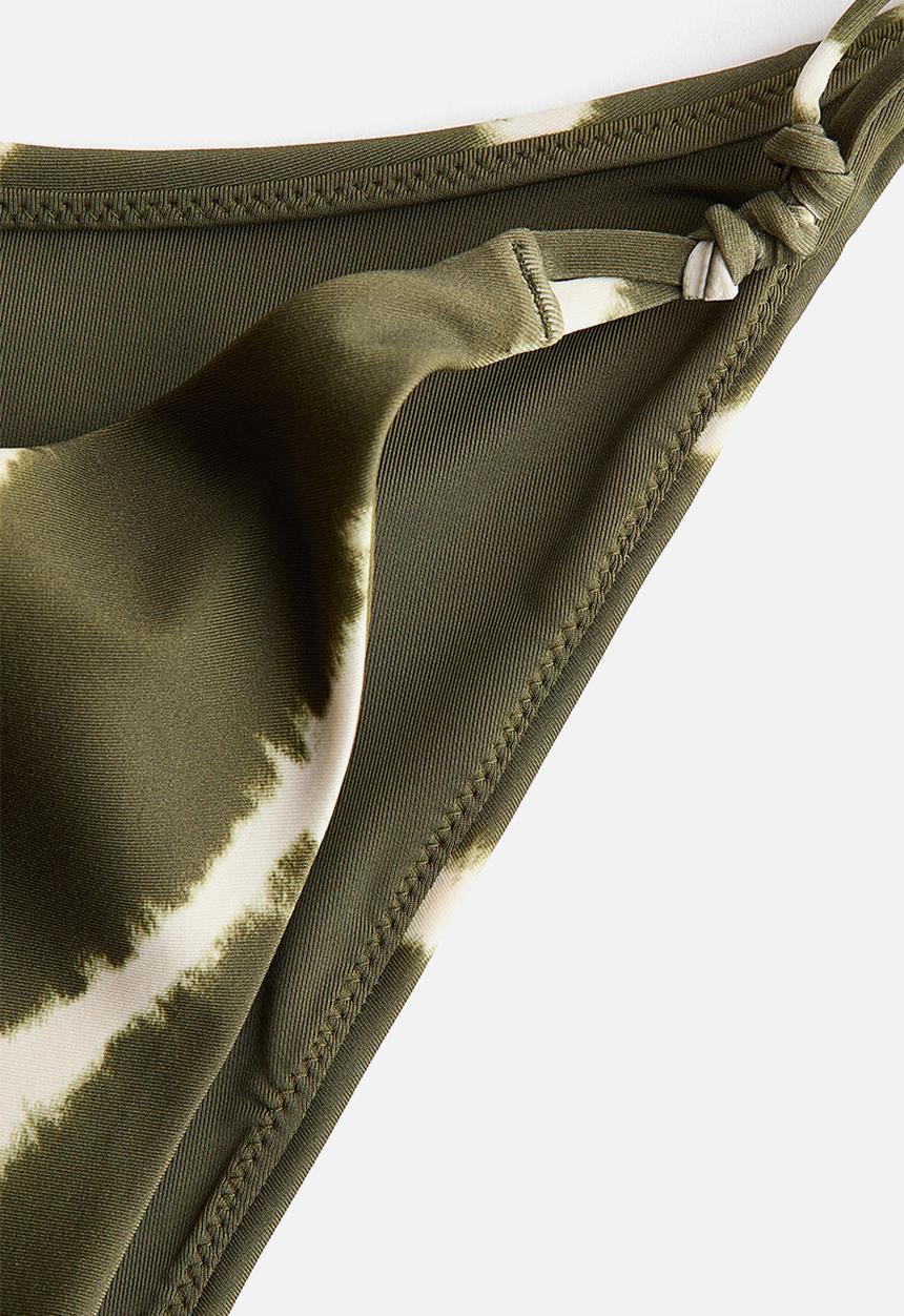 H&M - Cheeky tanga bikini bottoms - dark green/striped