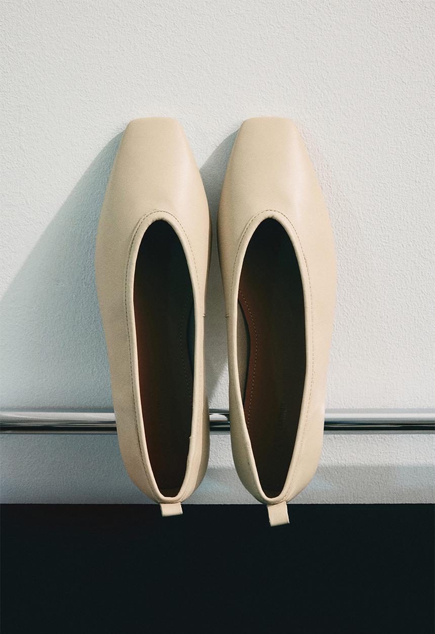 H&M - Leather ballet flats - beige